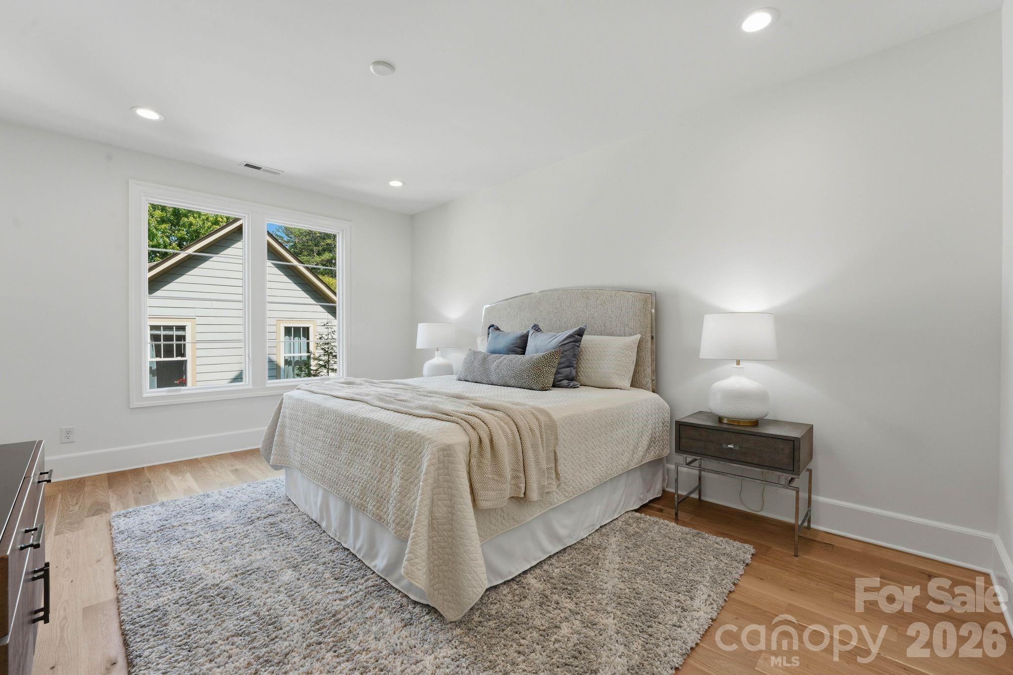 Mammoth Oaks - Residential