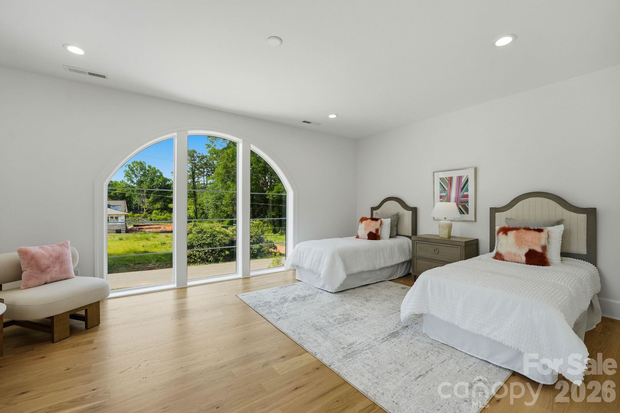 Mammoth Oaks - Residential