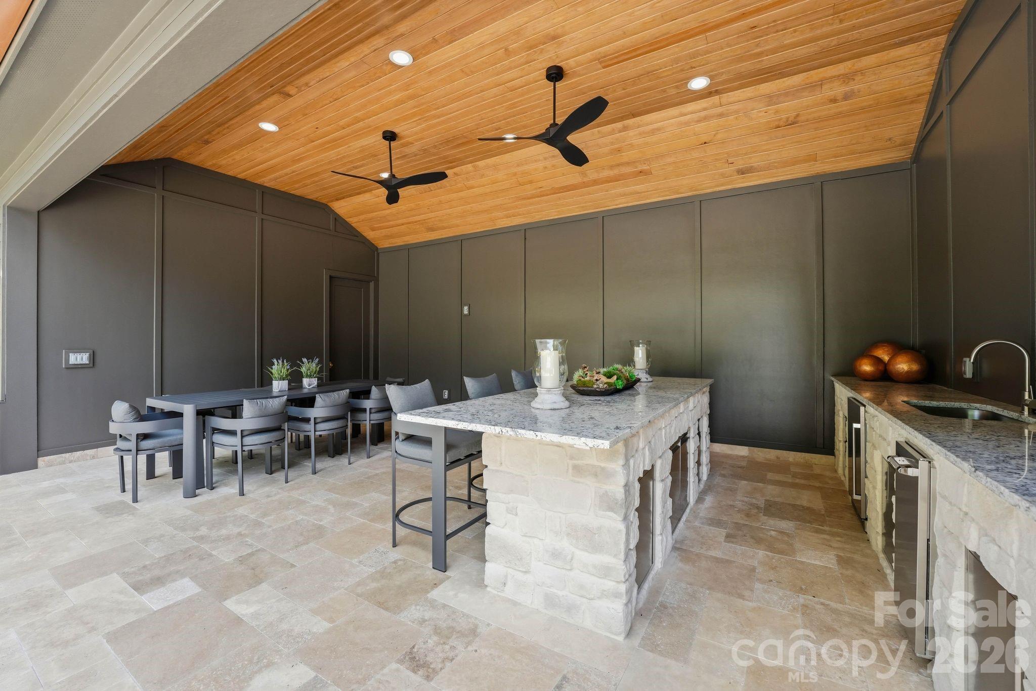 Mammoth Oaks - Residential