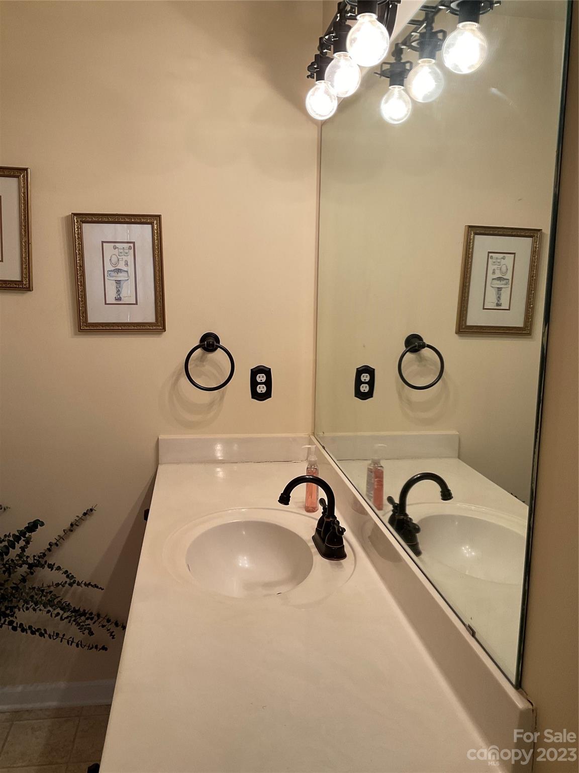 Old Stone Crossing - Residential