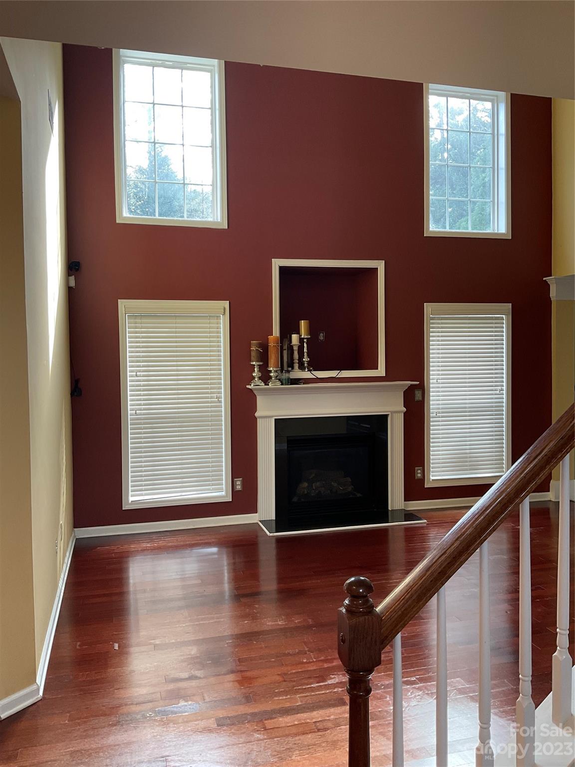 Old Stone Crossing - Residential