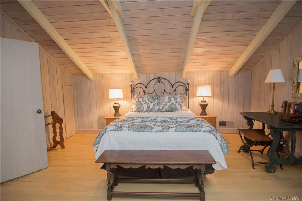 Lake Toxaway Estates - Residential