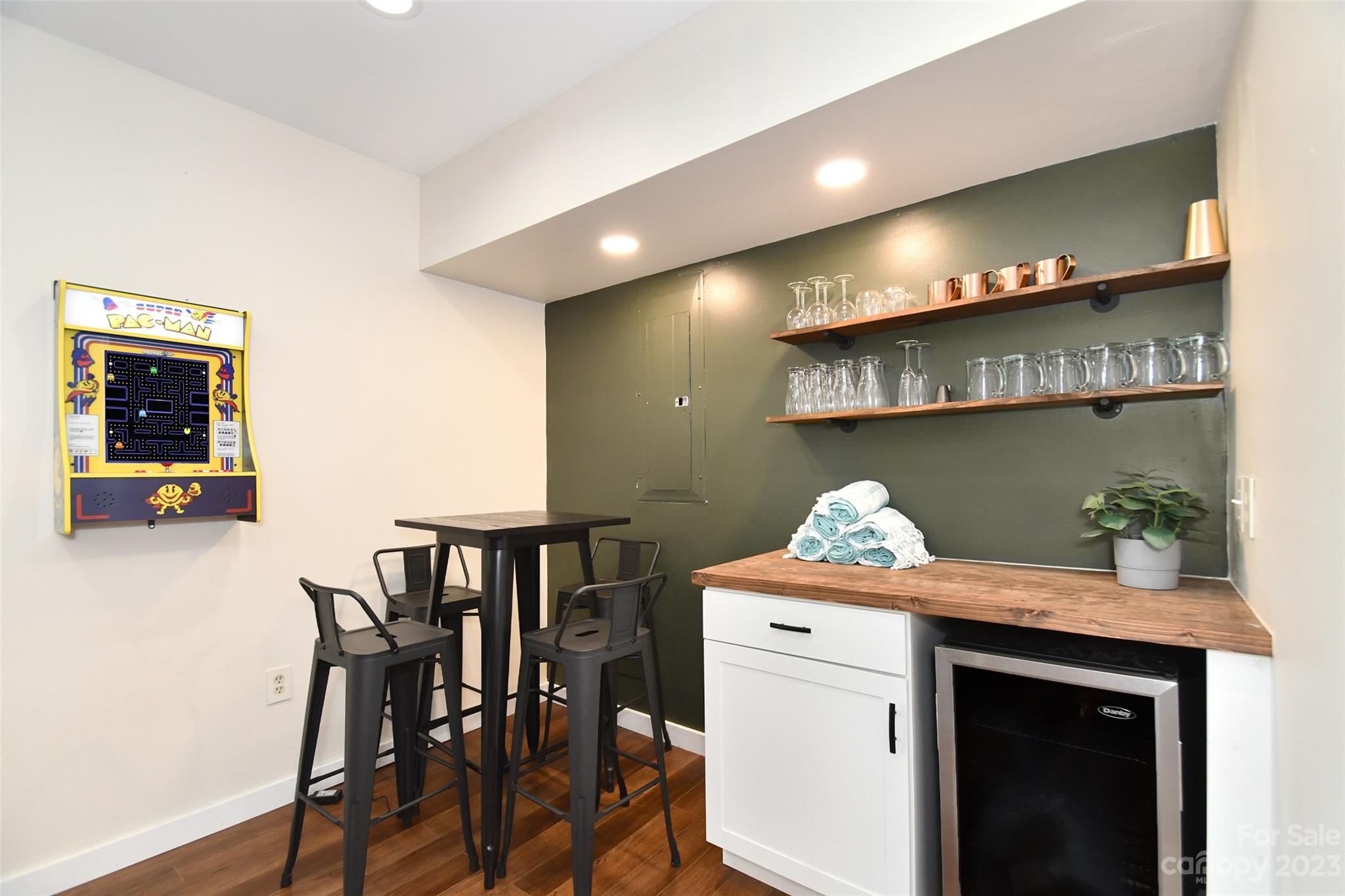 The Summit - Residential