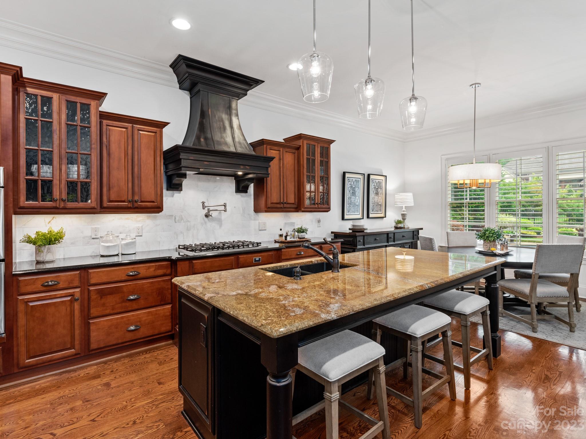 Chatelaine - Residential