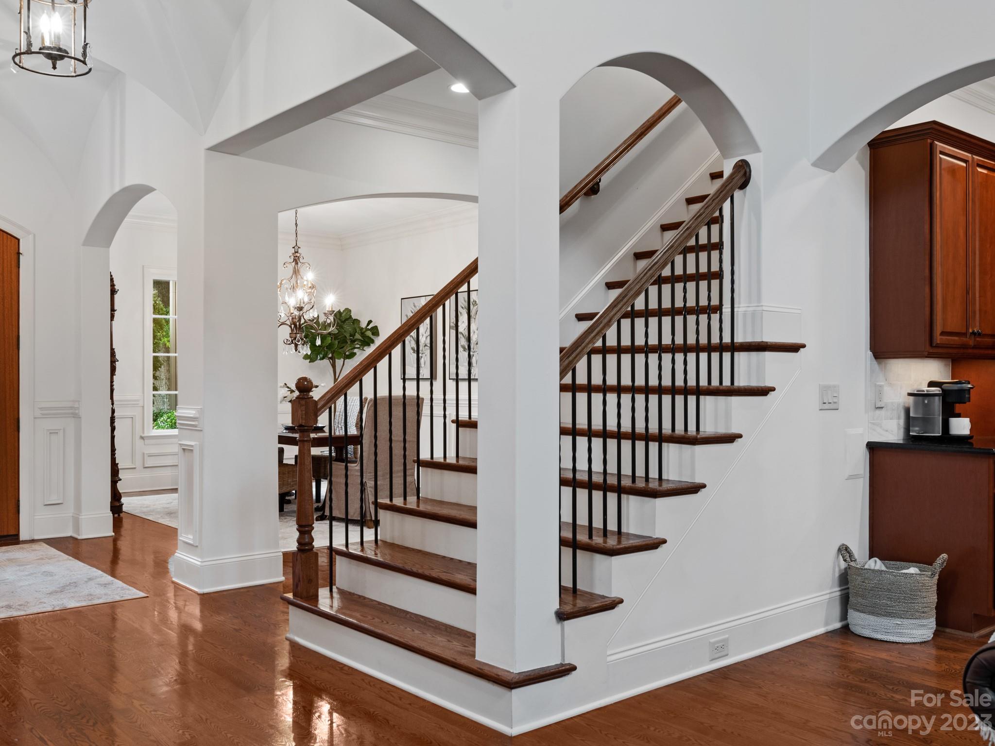 Chatelaine - Residential