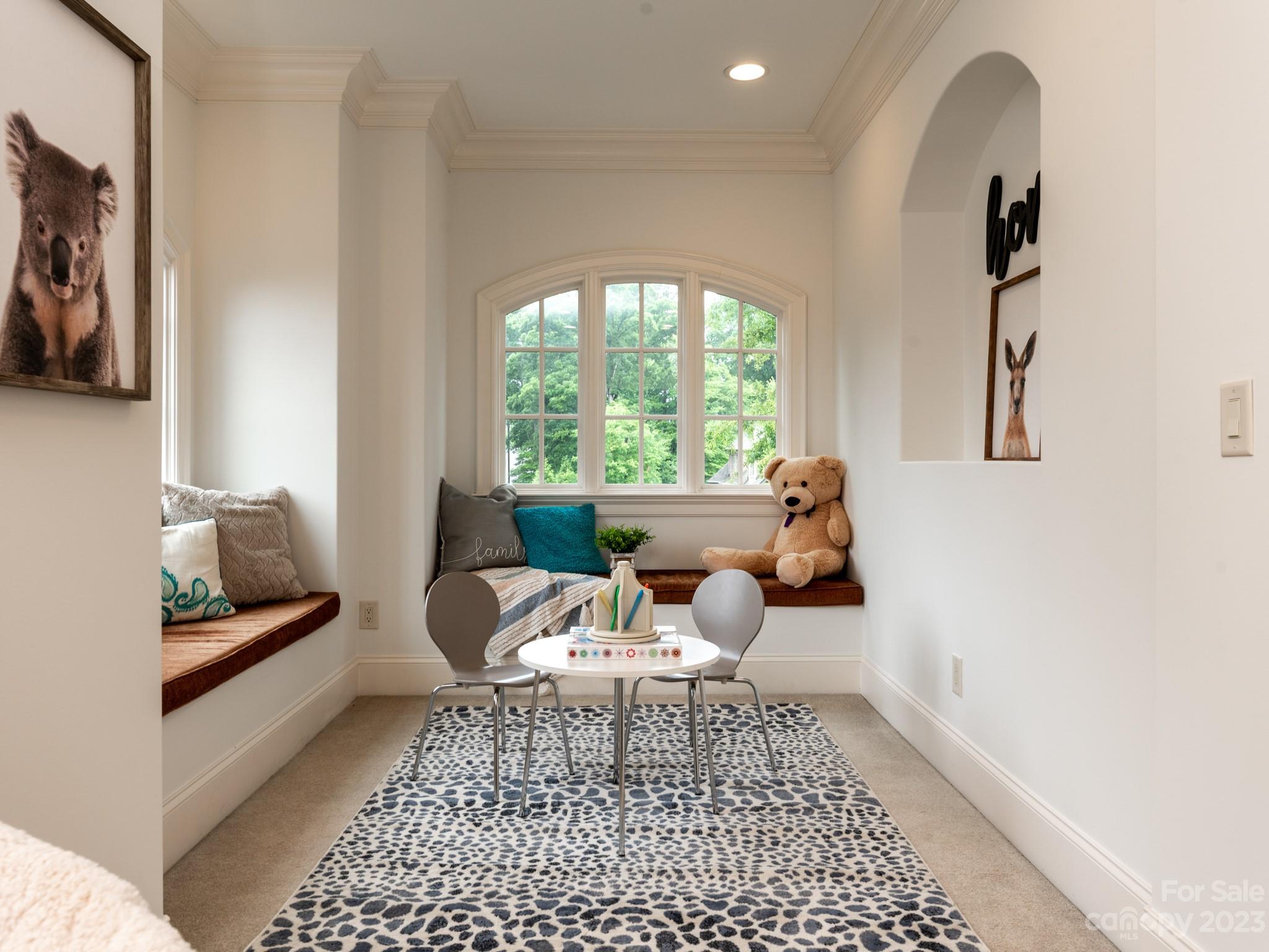 Chatelaine - Residential