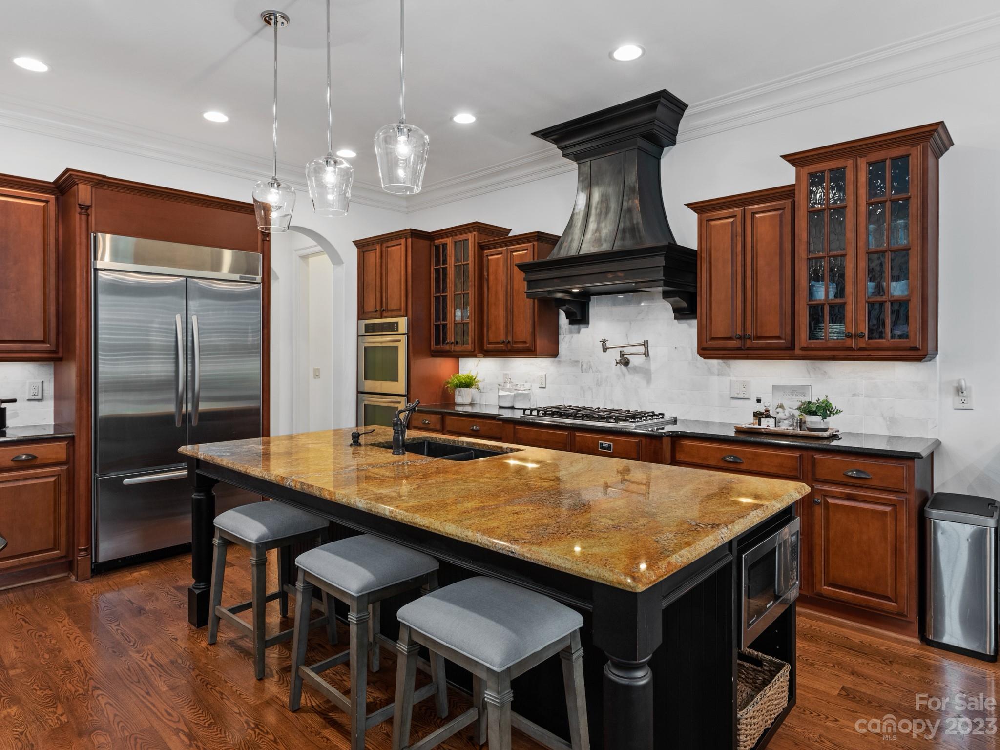 Chatelaine - Residential