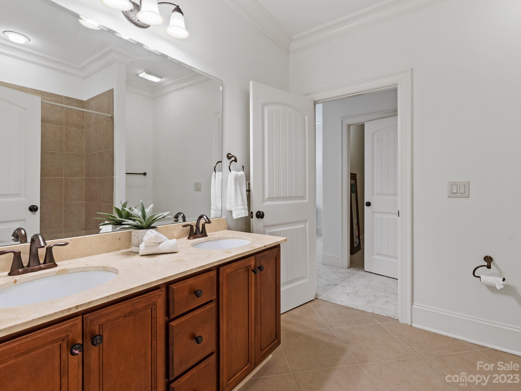 Chatelaine - Residential