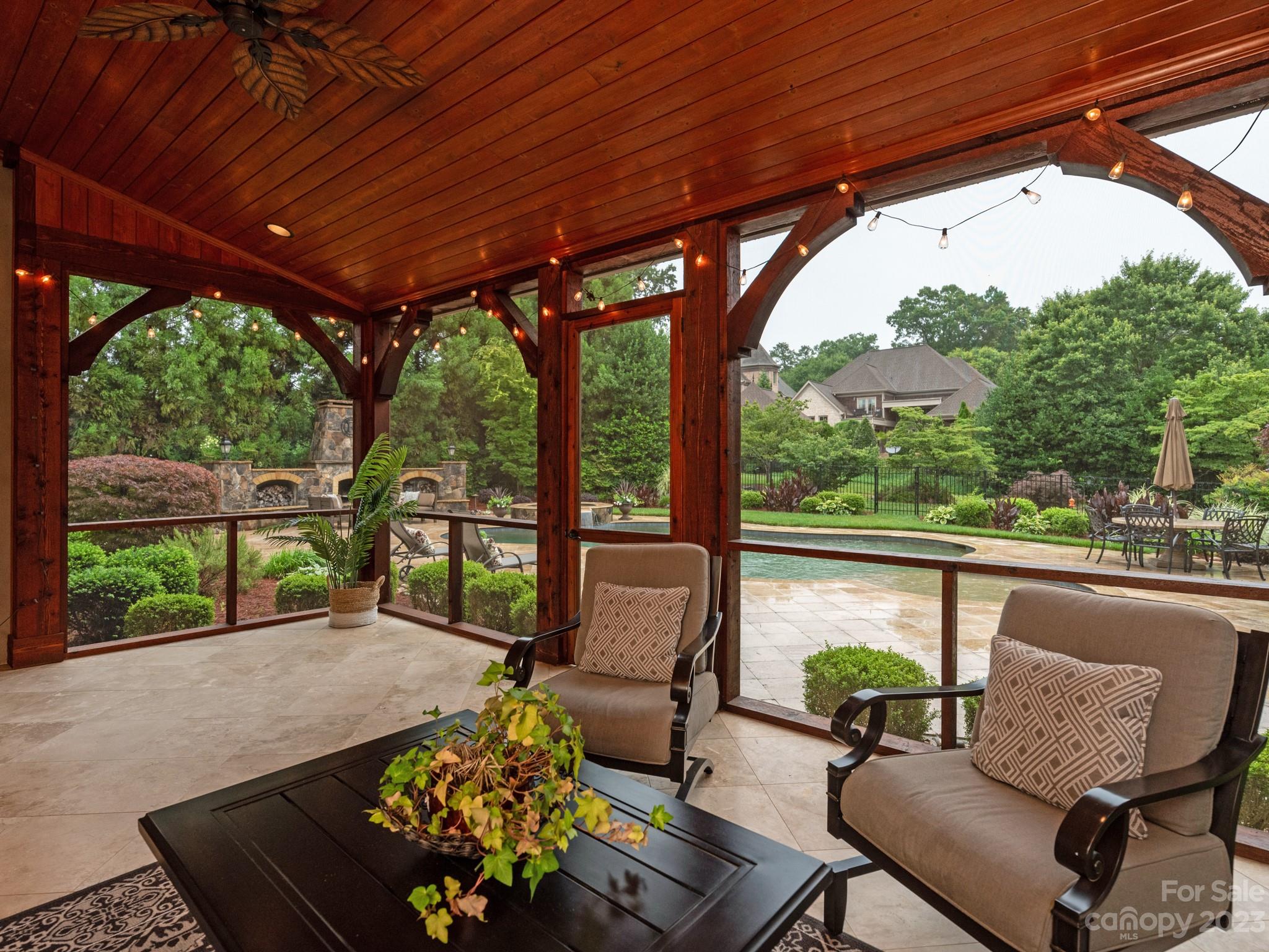 Chatelaine - Residential