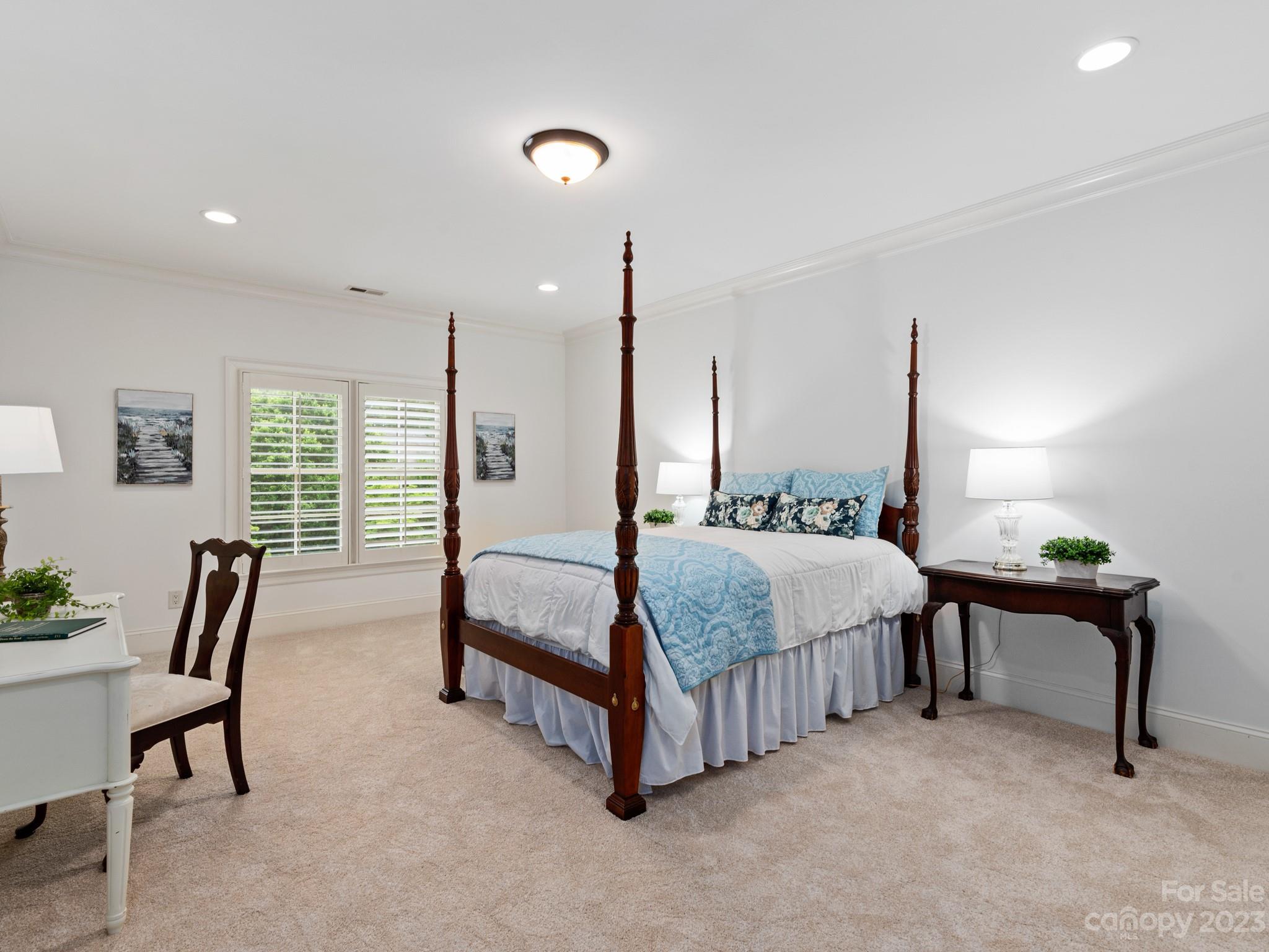 Chatelaine - Residential