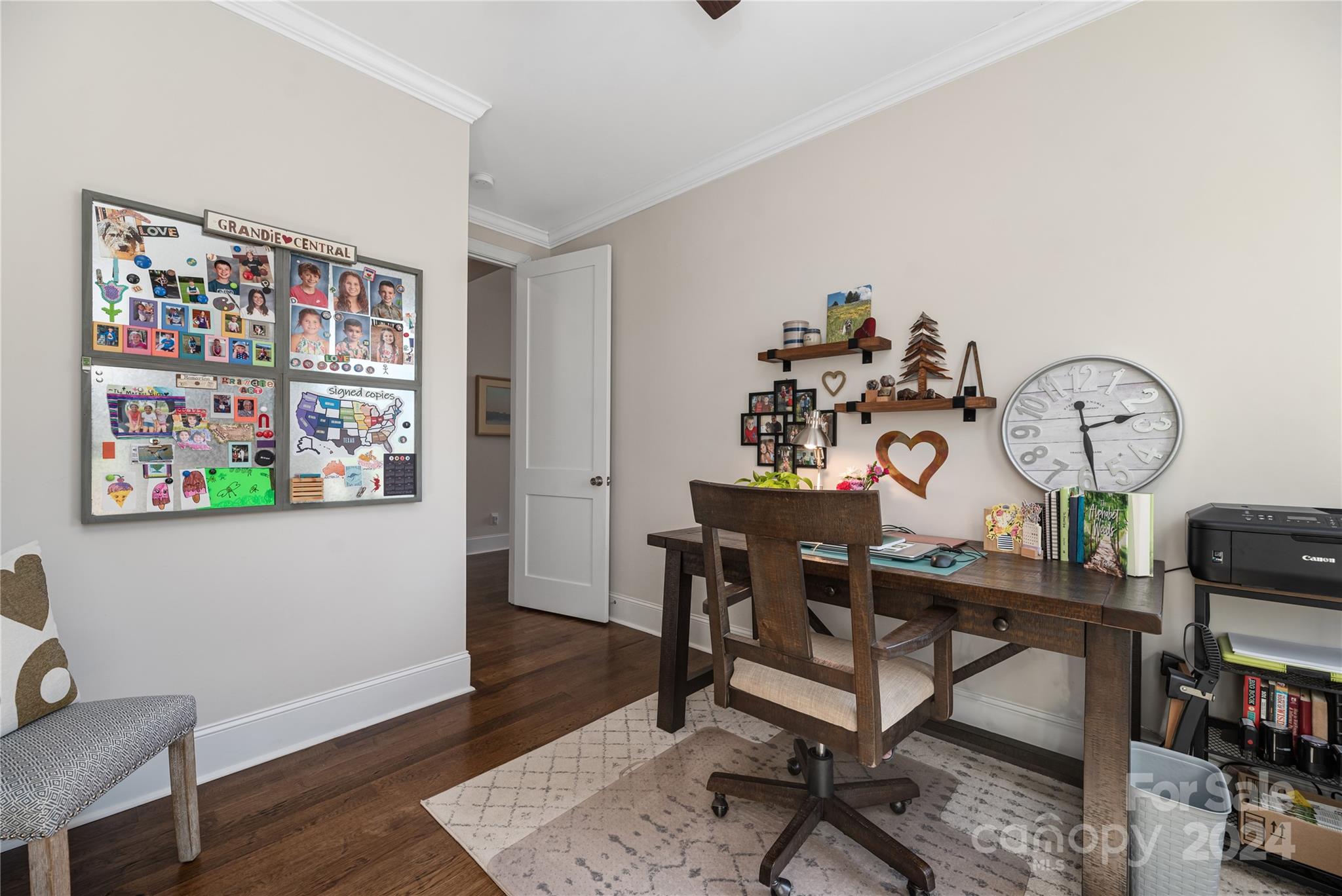 Colony Harbor - Residential