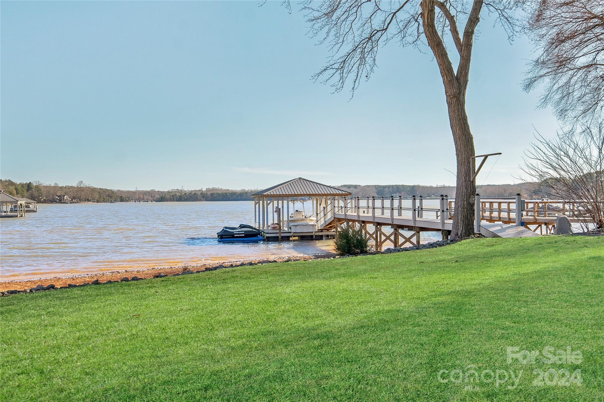 Colony Harbor - Residential