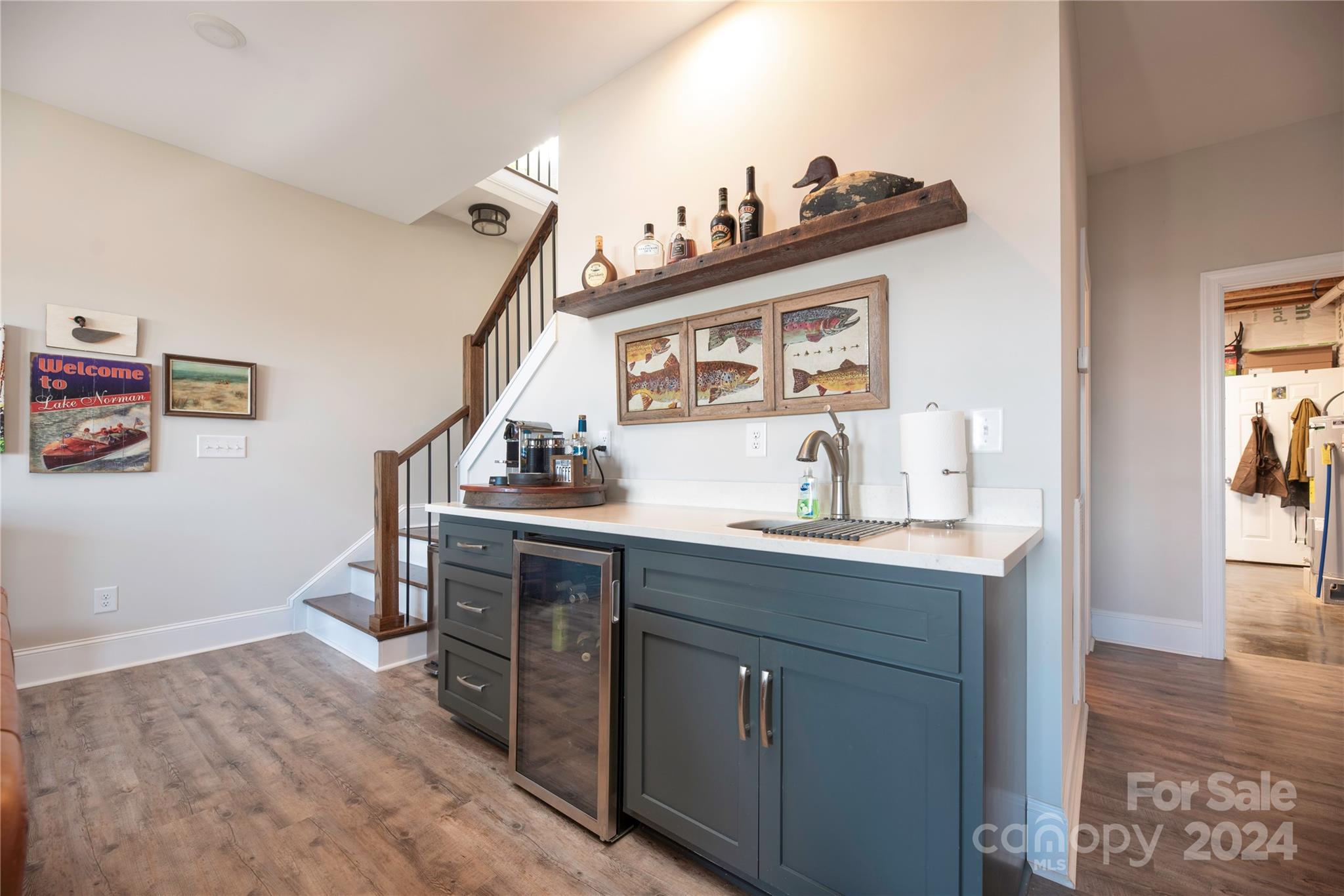 Colony Harbor - Residential