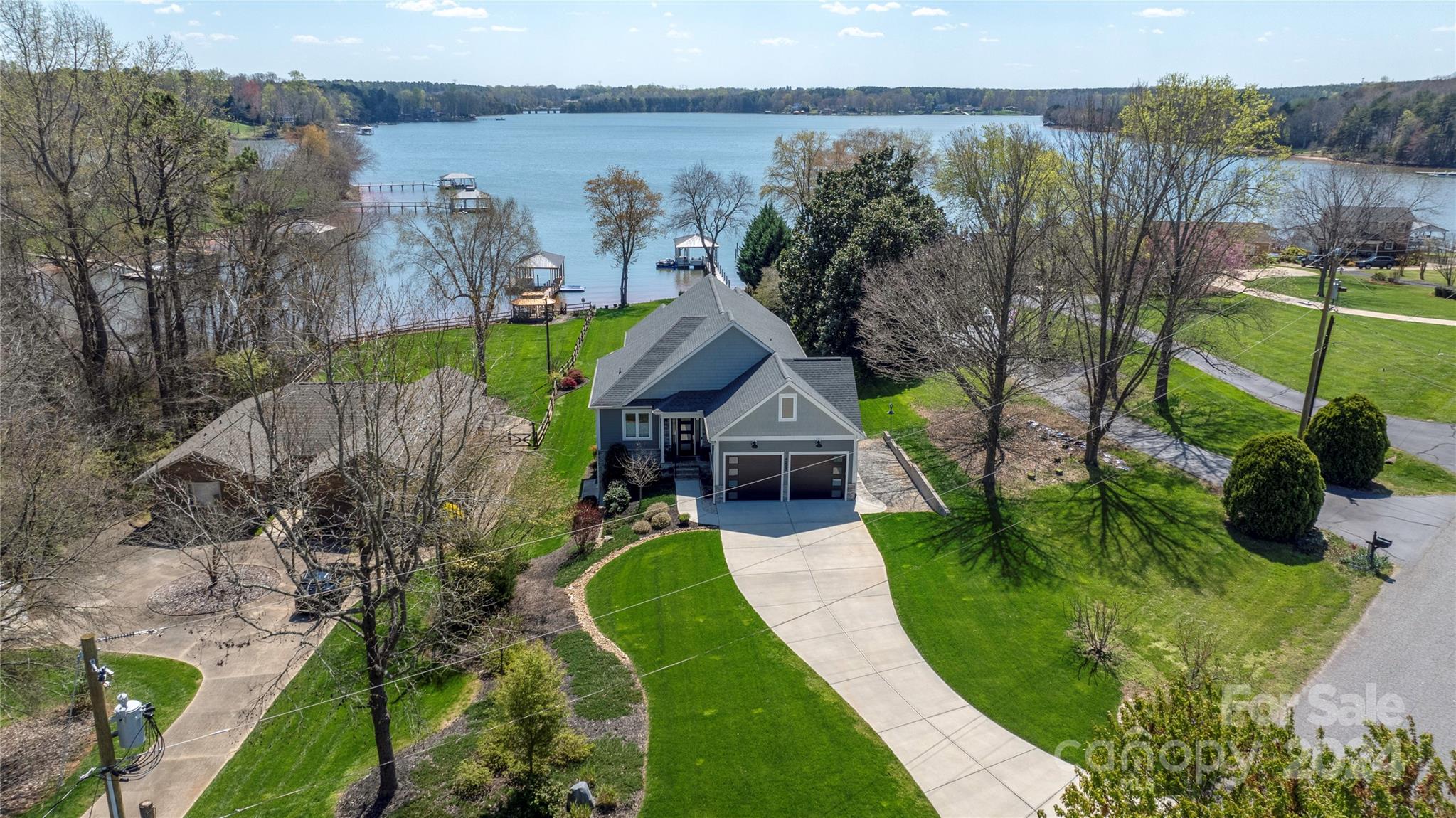 Colony Harbor - Residential