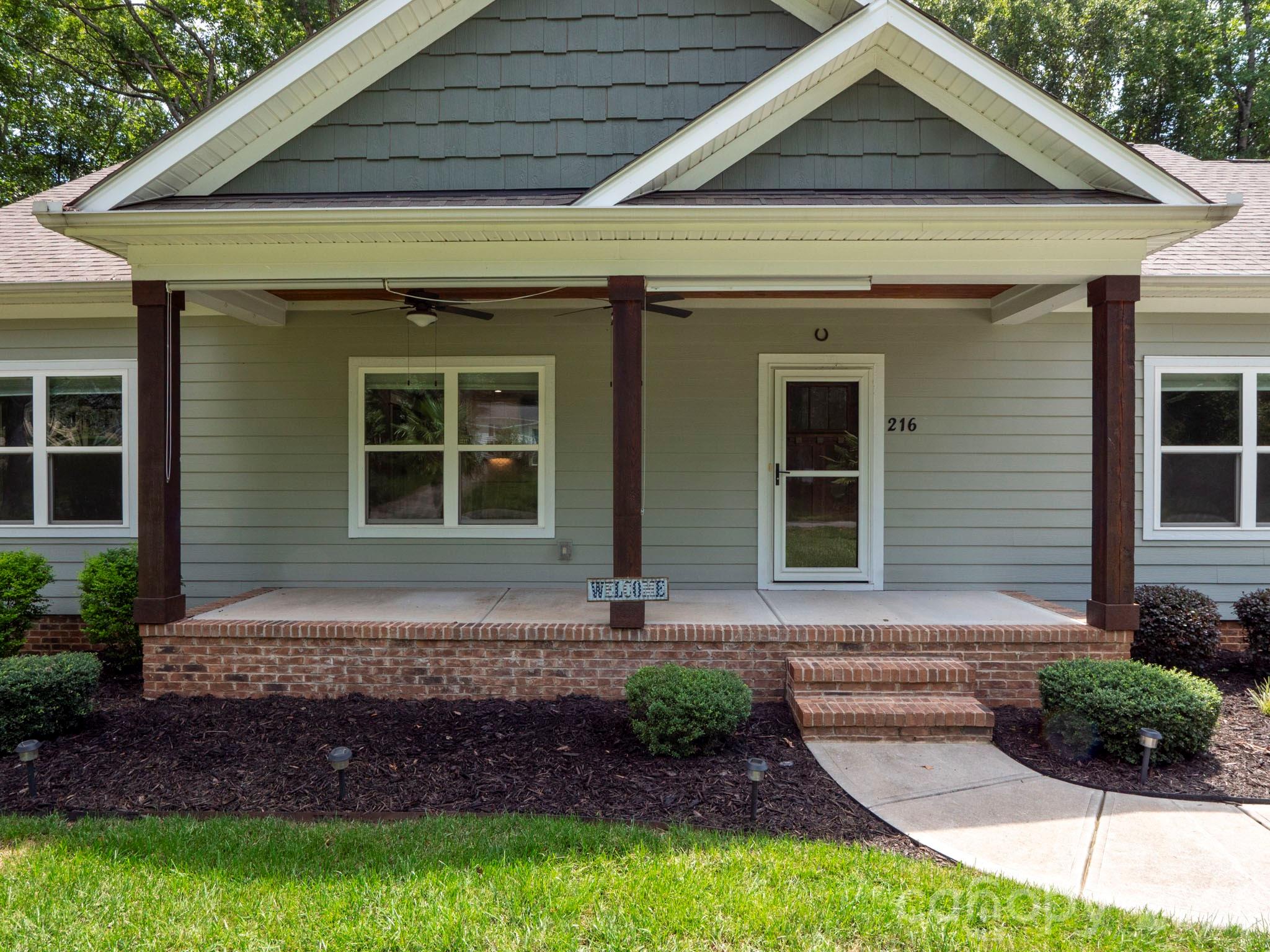 216 Paradise Drive