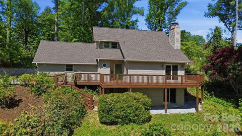 Photo of 207 Wood Dale Drive, Hendersonville, NC 28791 (MLS # 4385803)