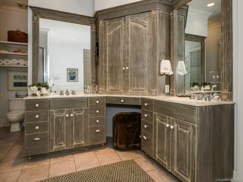 Oak Brook Estates - Residential