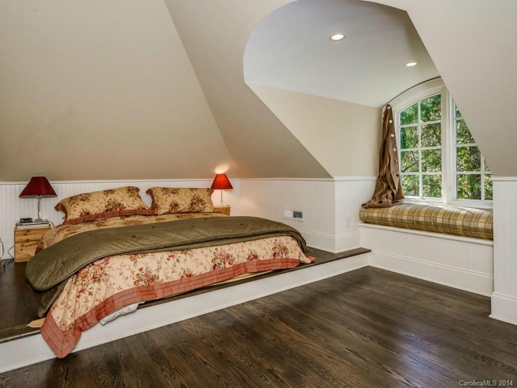 Oak Brook Estates - Residential