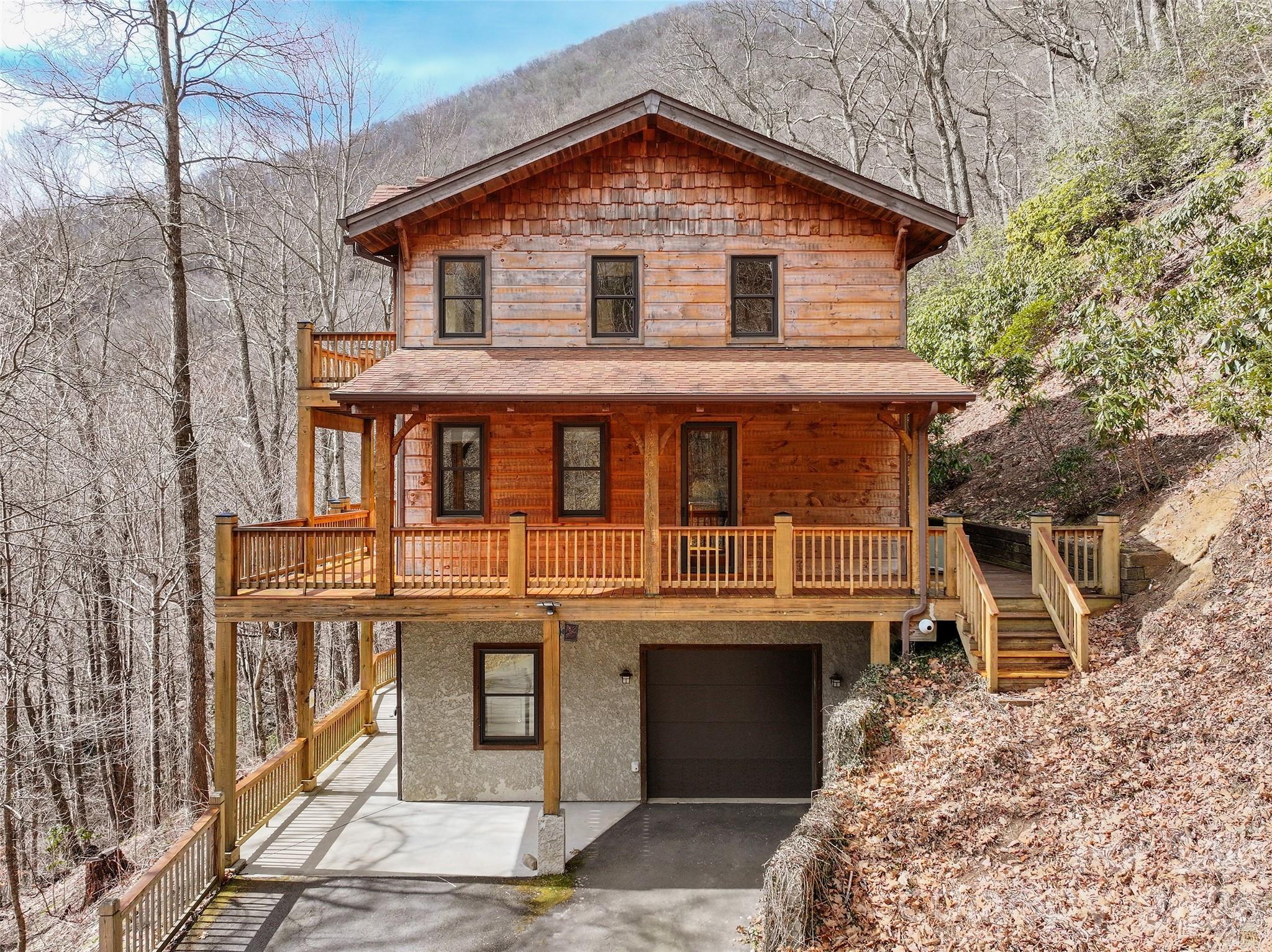 173 Heavenview Point