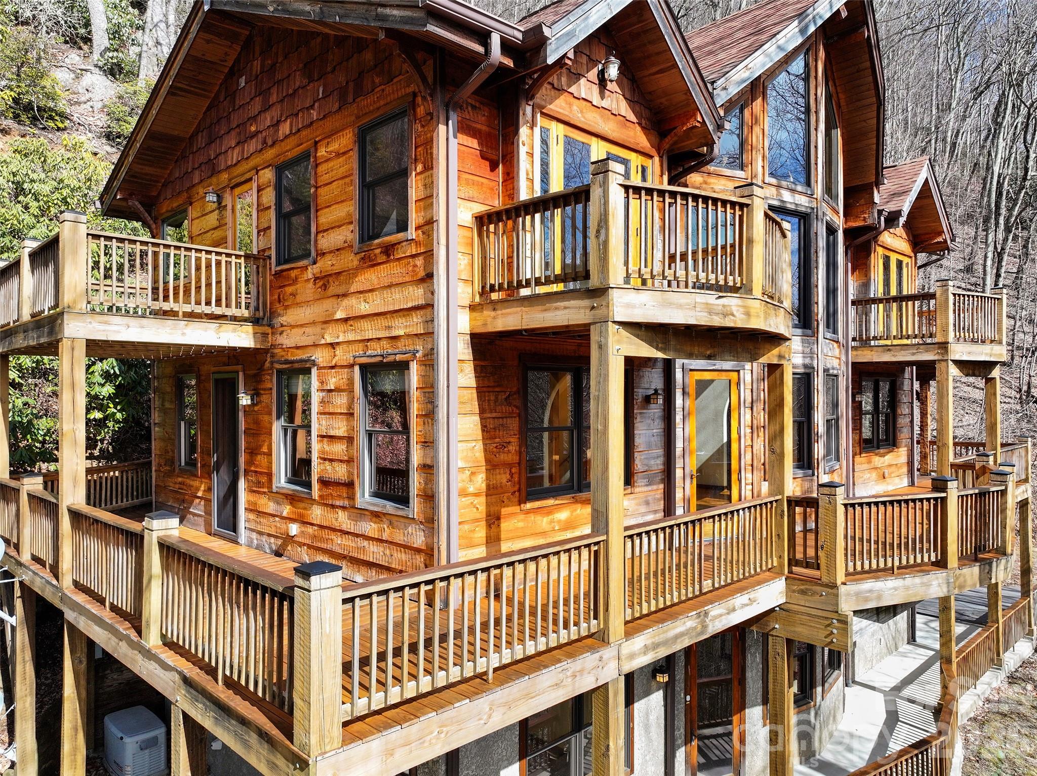 173 Heavenview Point