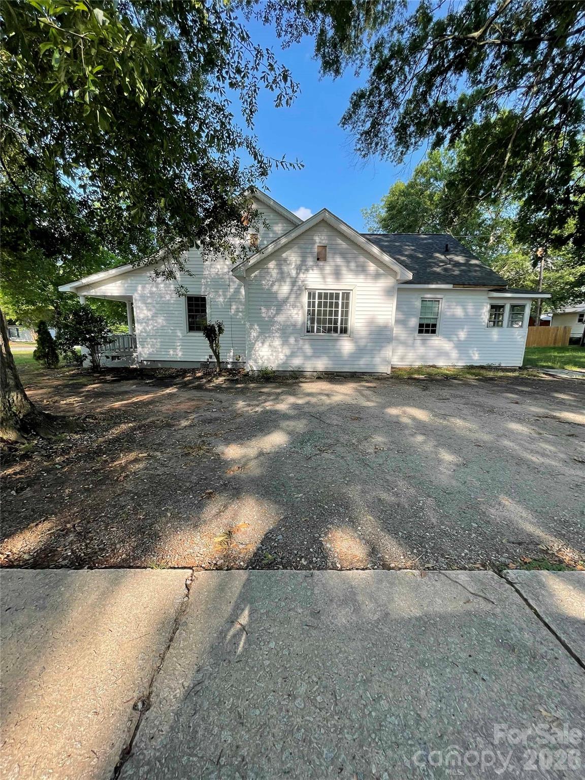 202 Marion Street