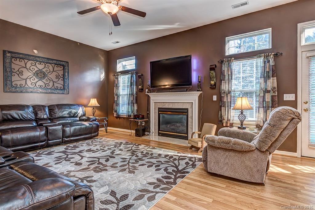 Brandon Oaks - Residential