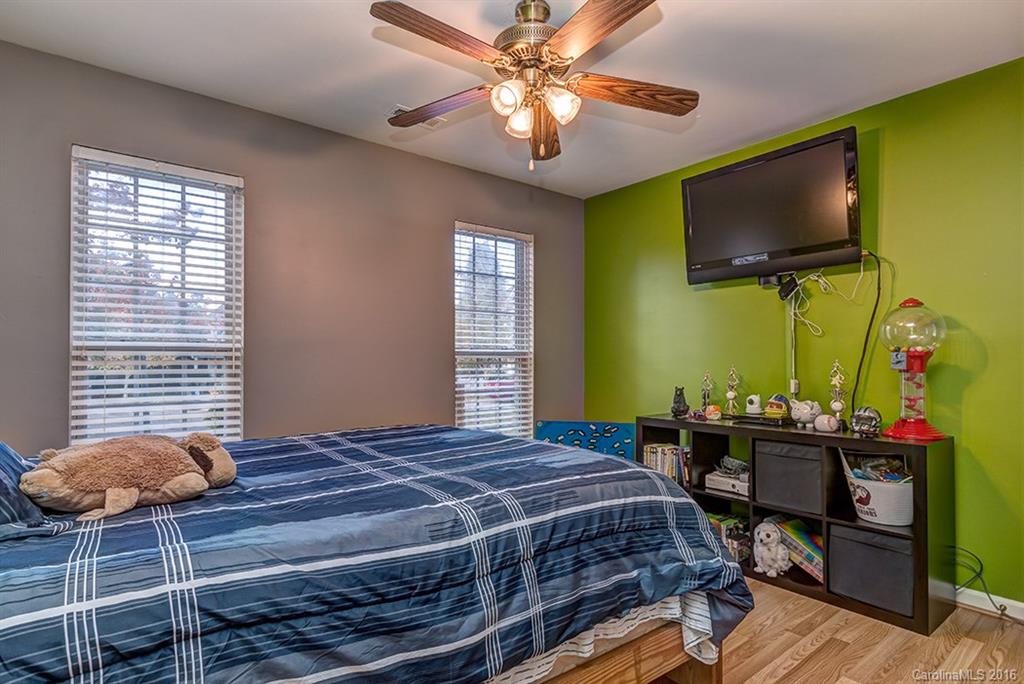 Brandon Oaks - Residential