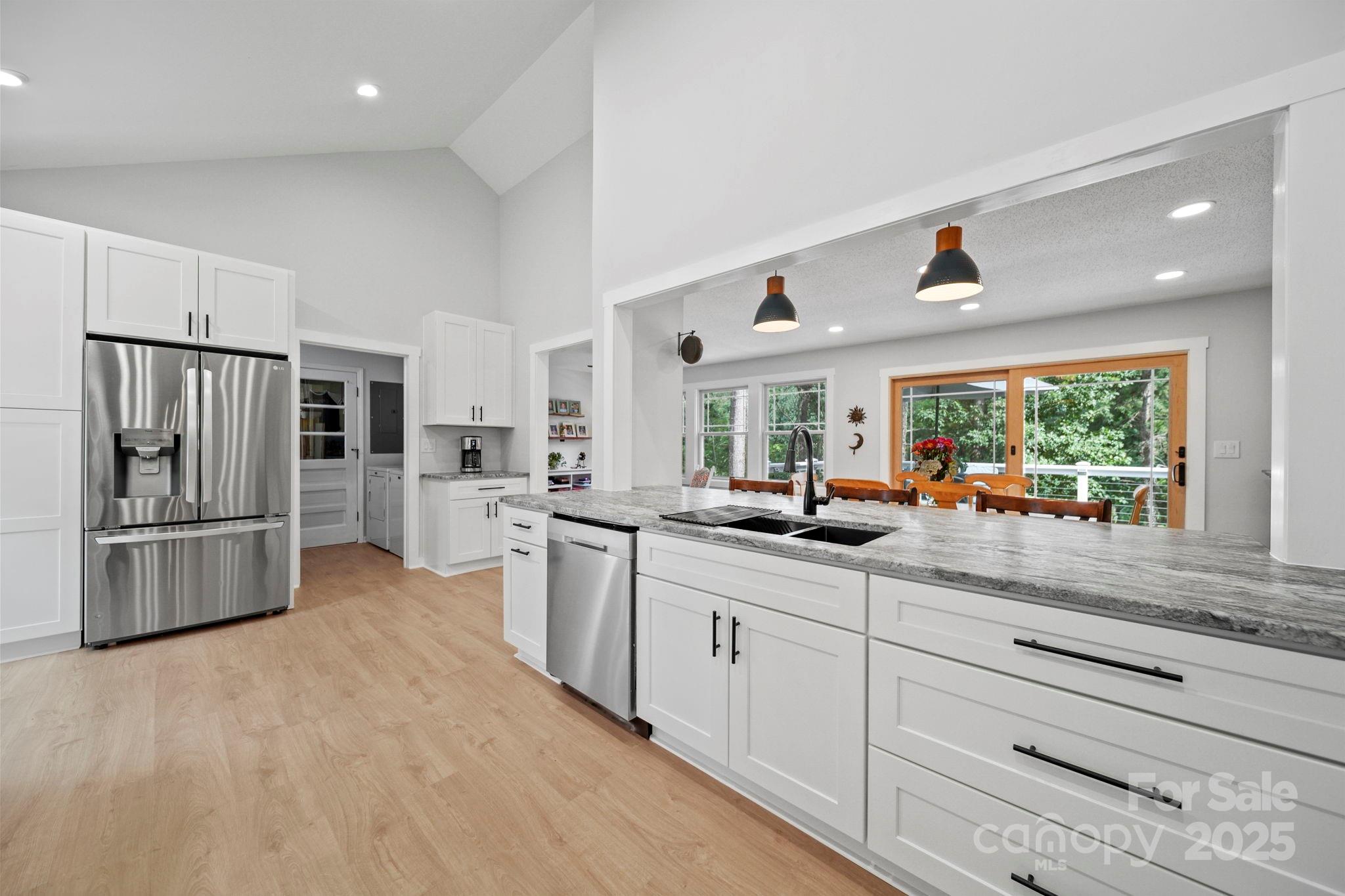 Tega Cay - Residential