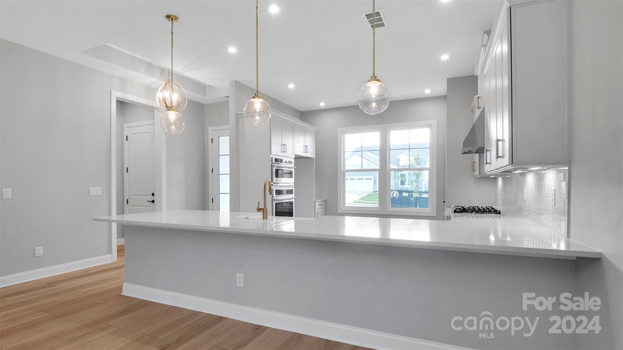 1031 Seven Sisters Avenue
