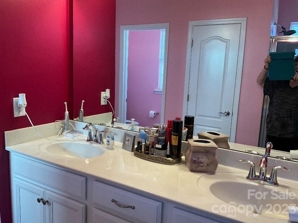 Tree Tops - Residential