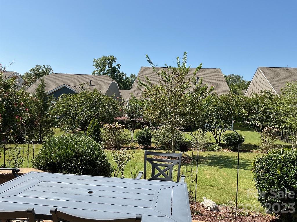 Tree Tops - Residential