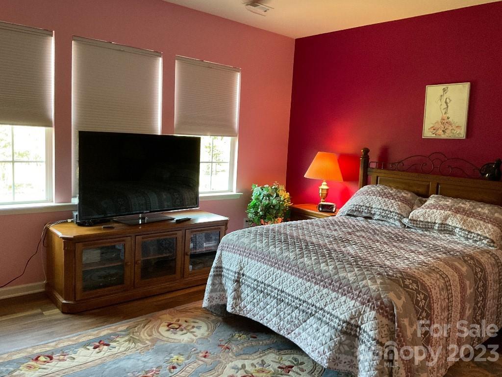 Tree Tops - Residential