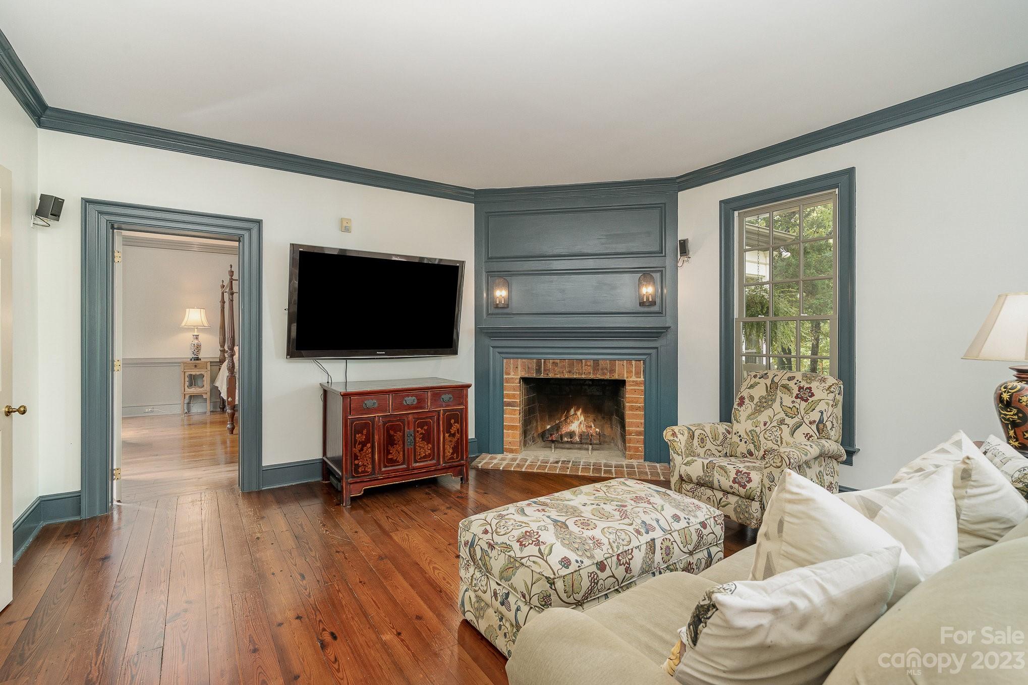 Roxbury - Residential