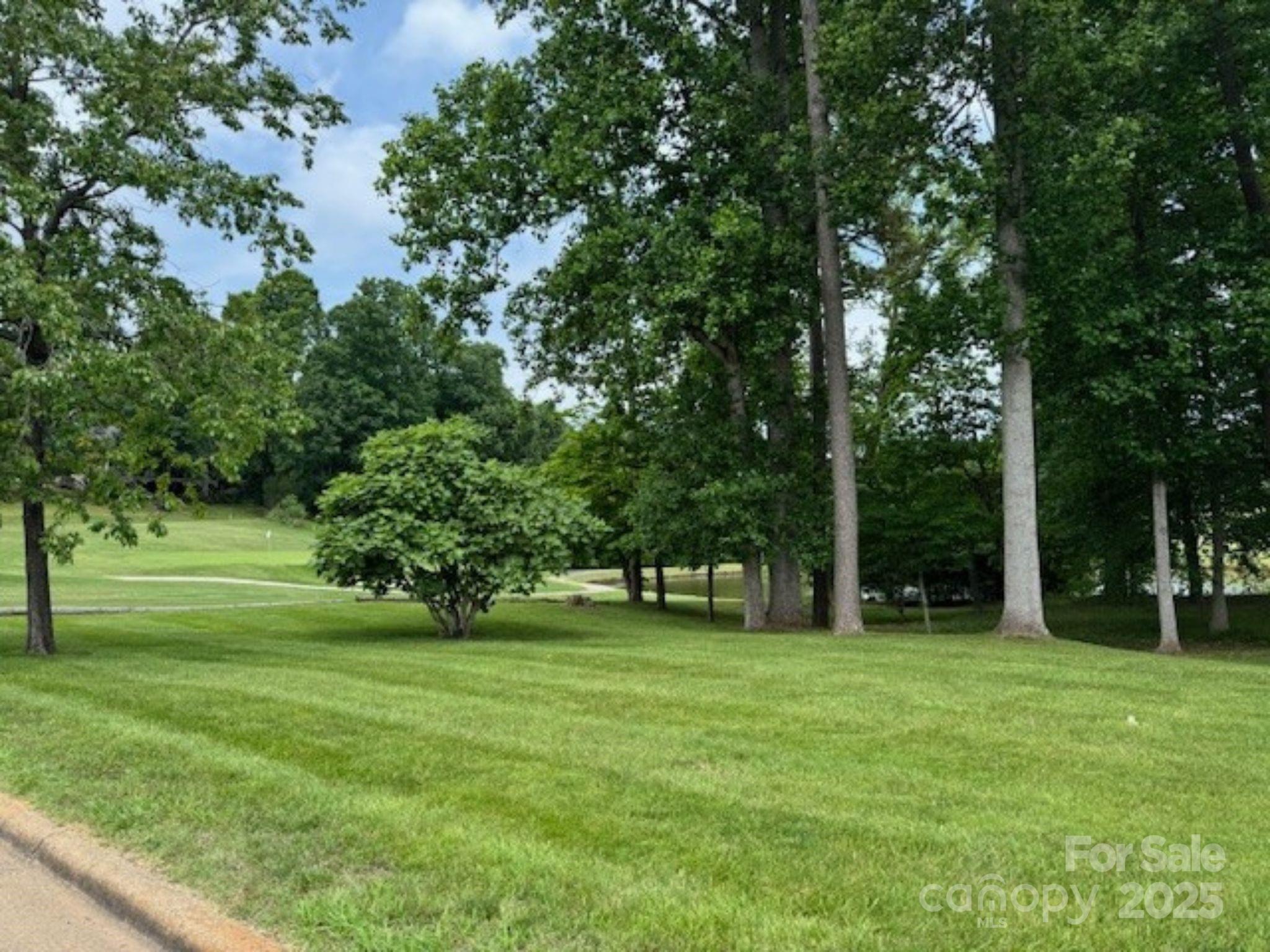 00 Country Club Drive
