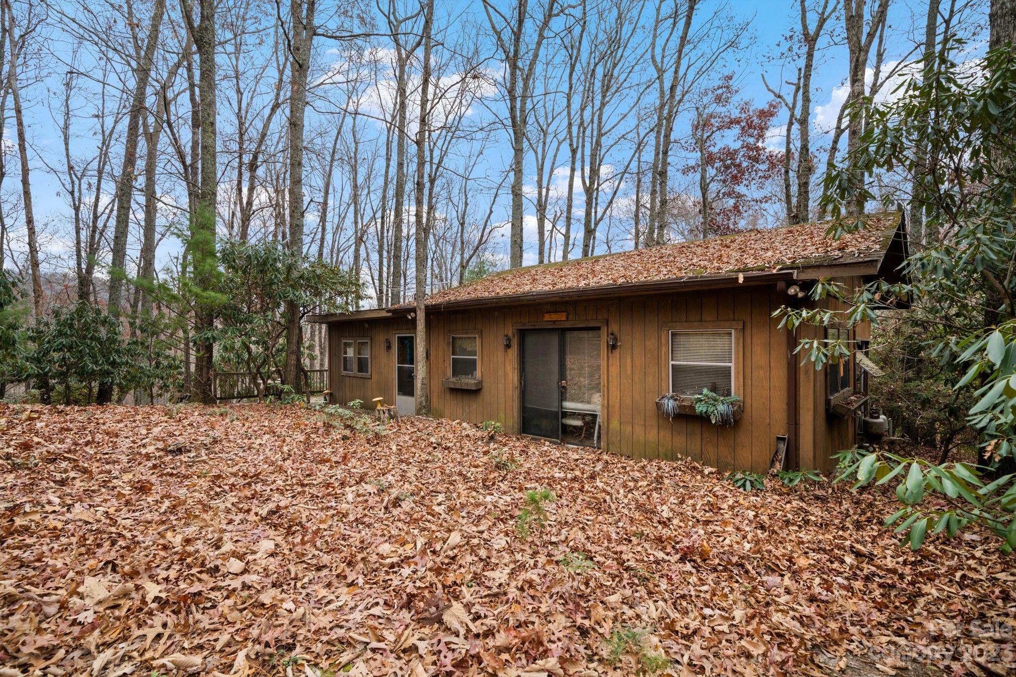 Bear Den Acres - Land