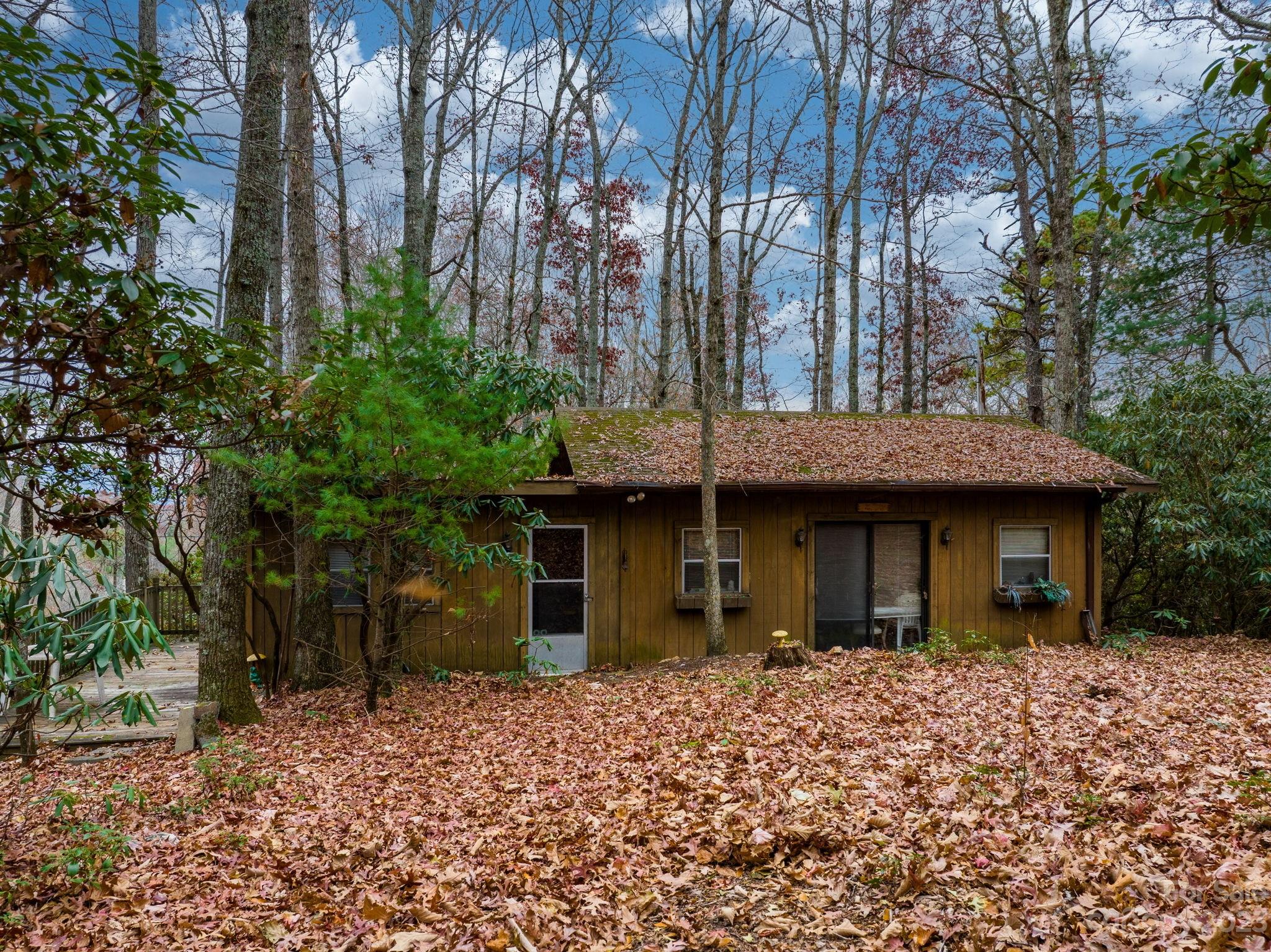 Bear Den Acres - Land