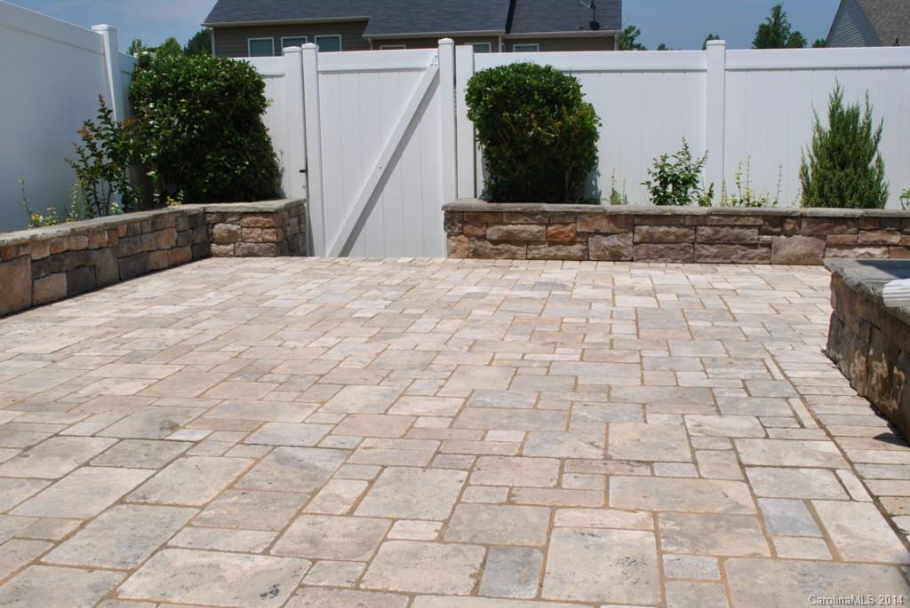 Glen Laurel - Residential