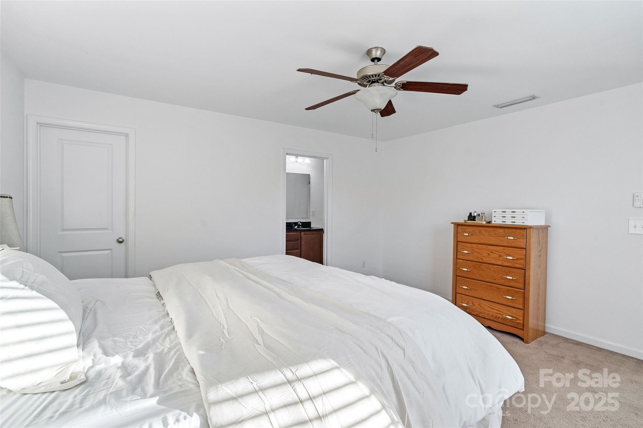 Ellis Pond - Residential