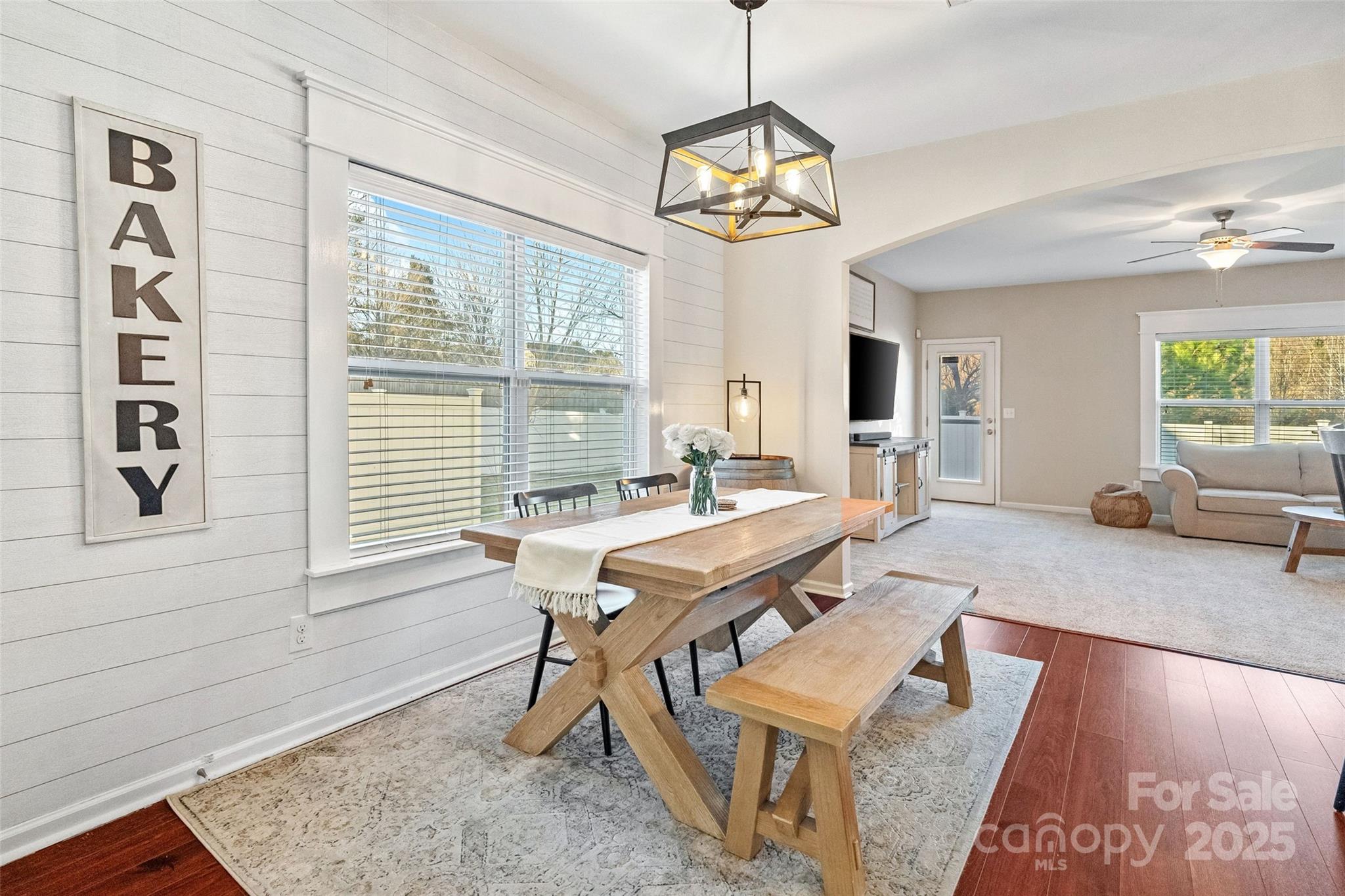 Ellis Pond - Residential