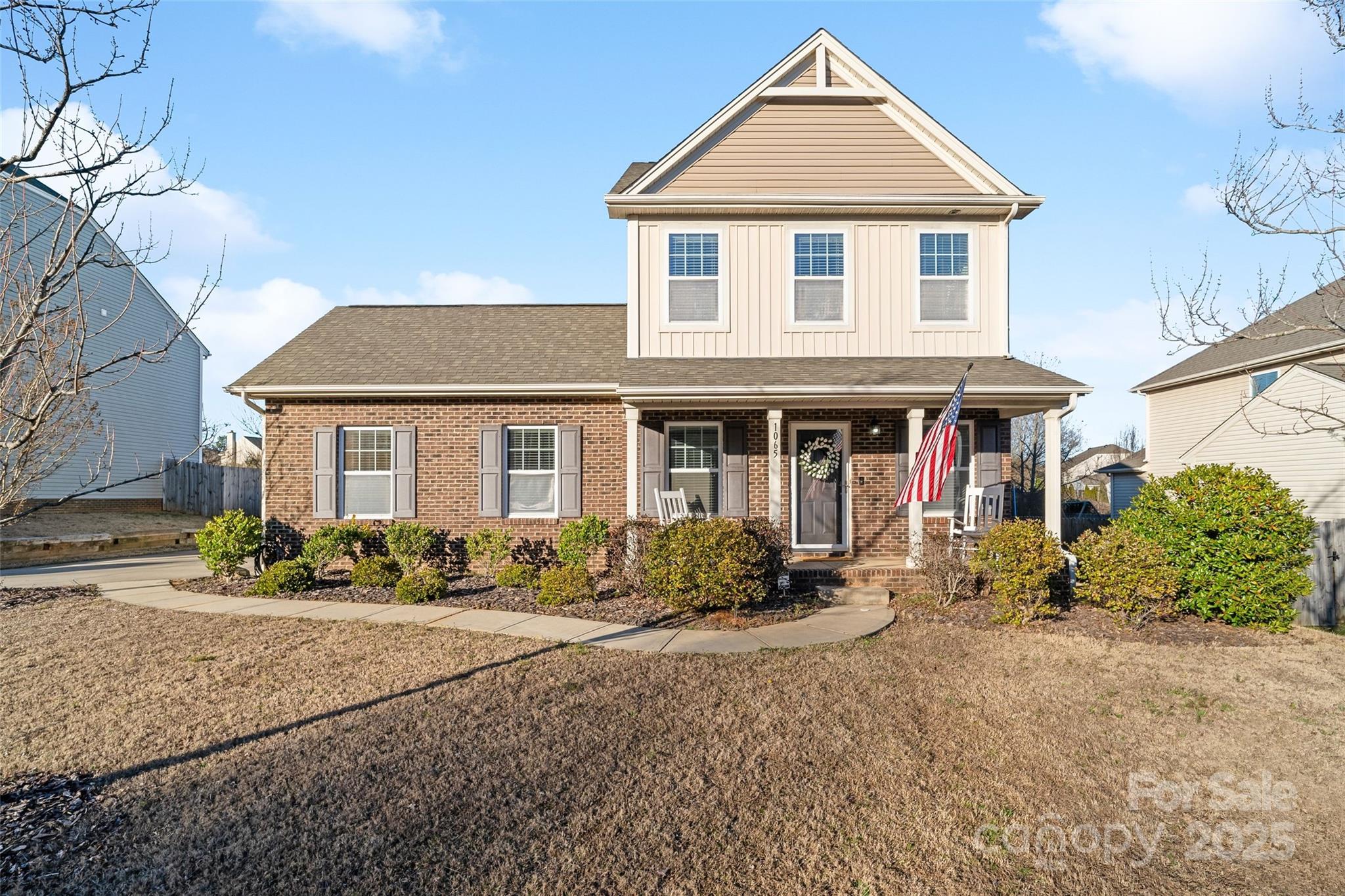 Ellis Pond - Residential