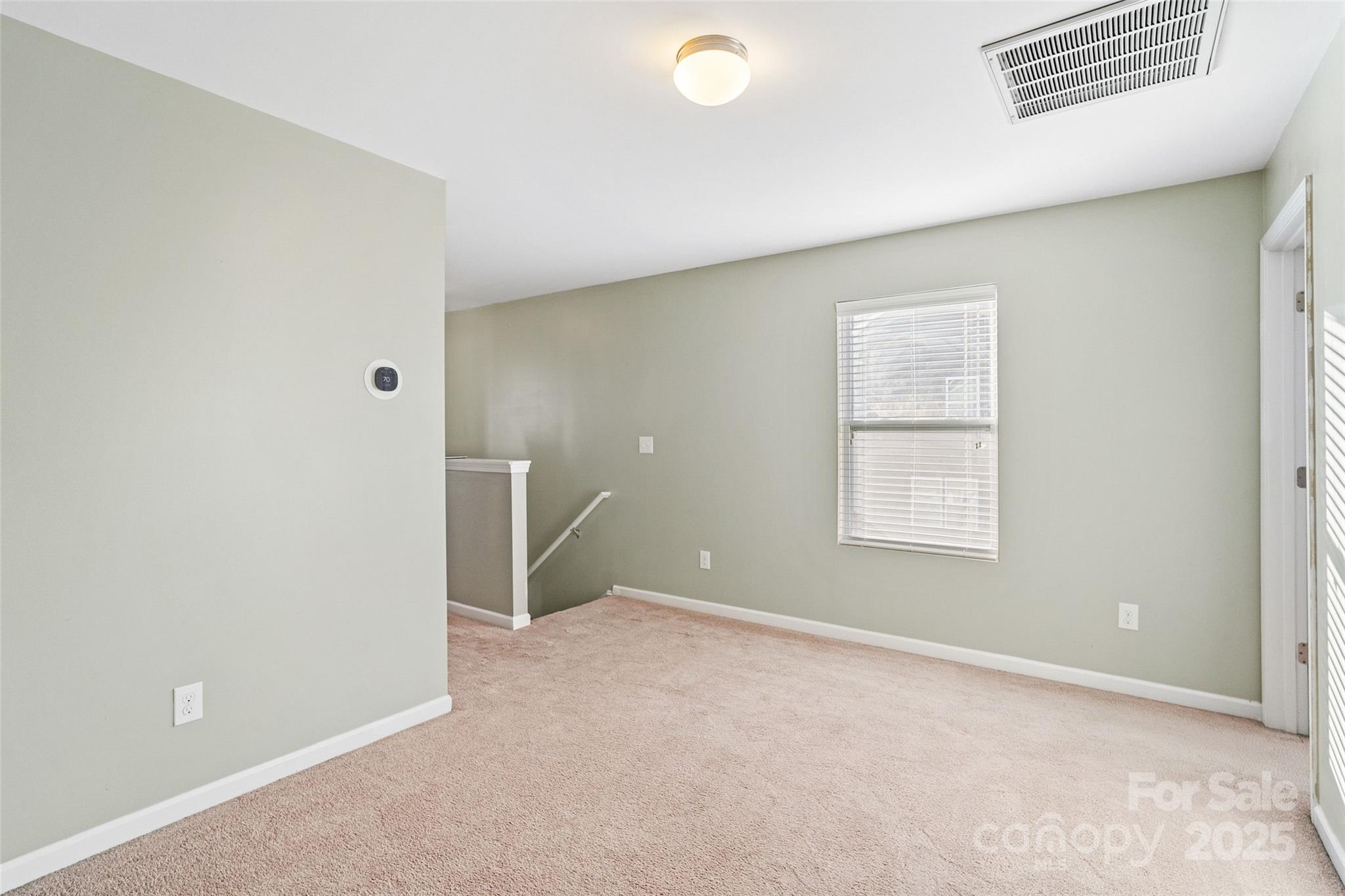 Ellis Pond - Residential