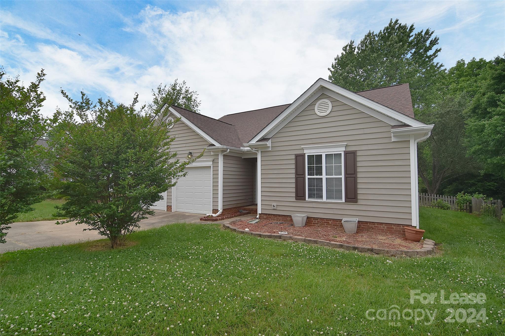 Brandon Oaks - Residential Lease