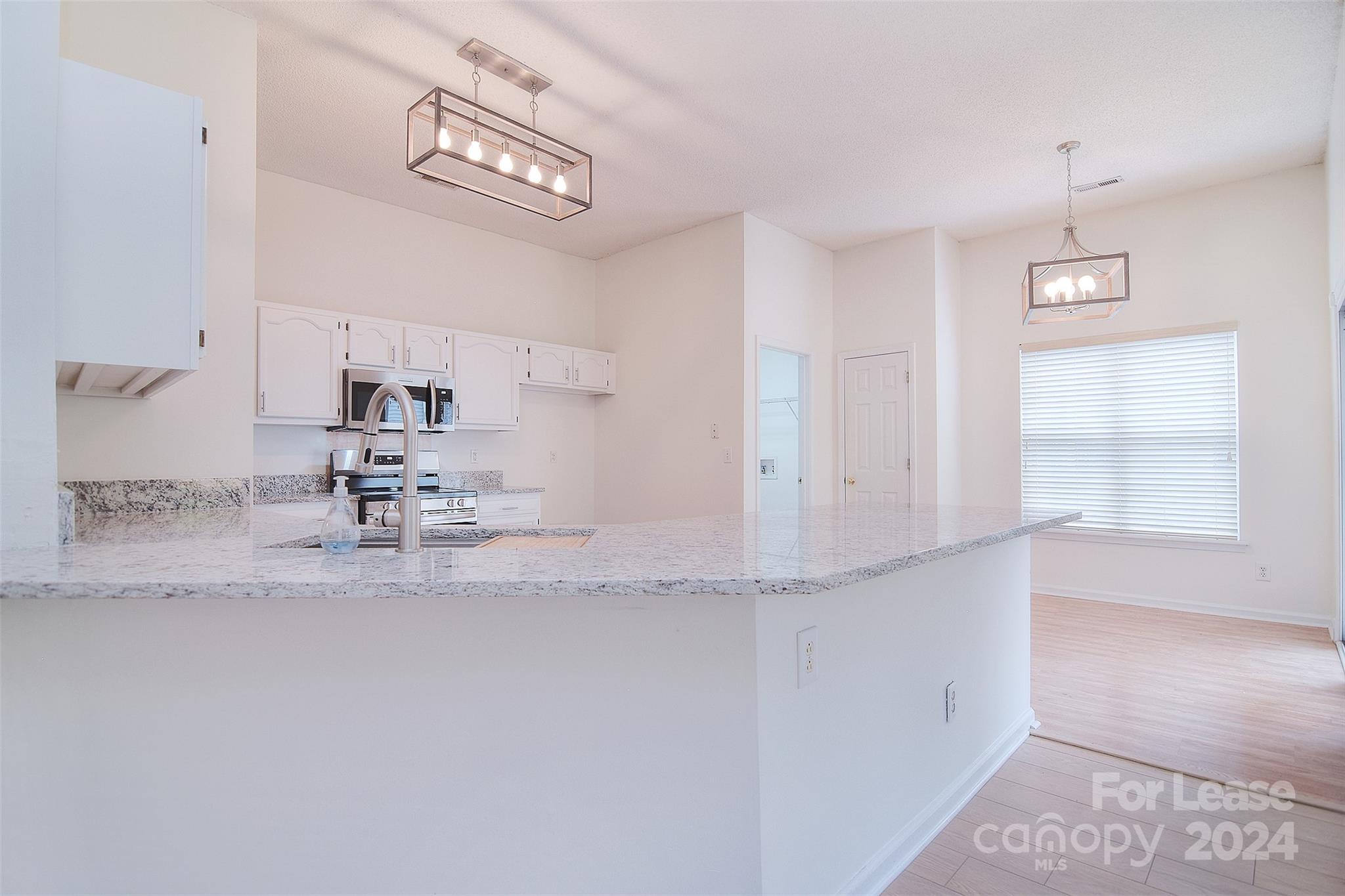 Brandon Oaks - Residential Lease