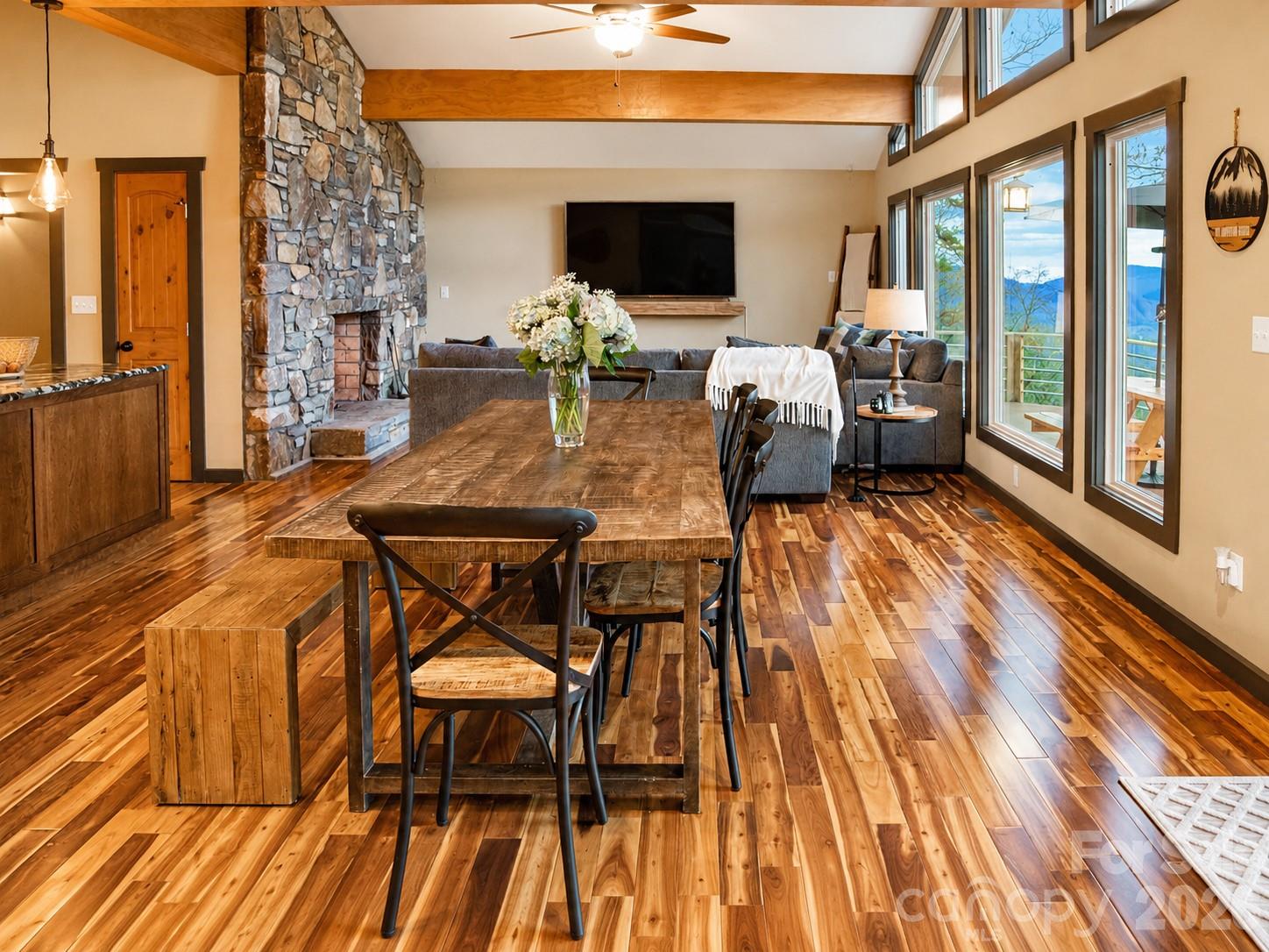 425 Flat Top Mountain Road