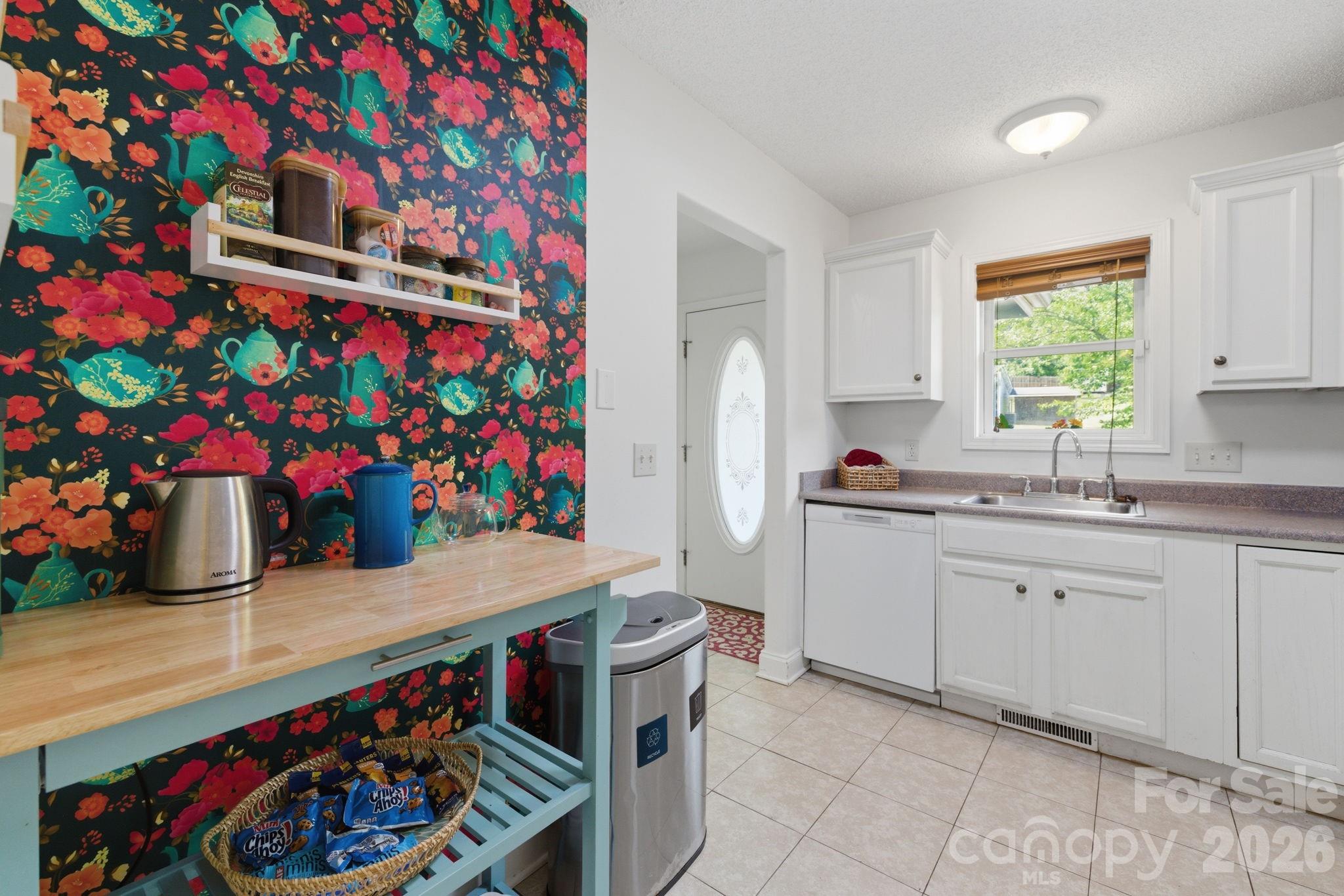 77 Lees Creek Road