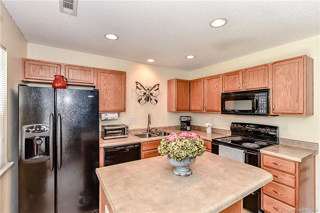 Holly Ridge - Residential