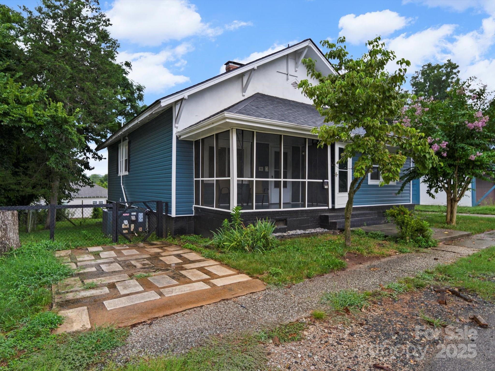 235 Florence Street