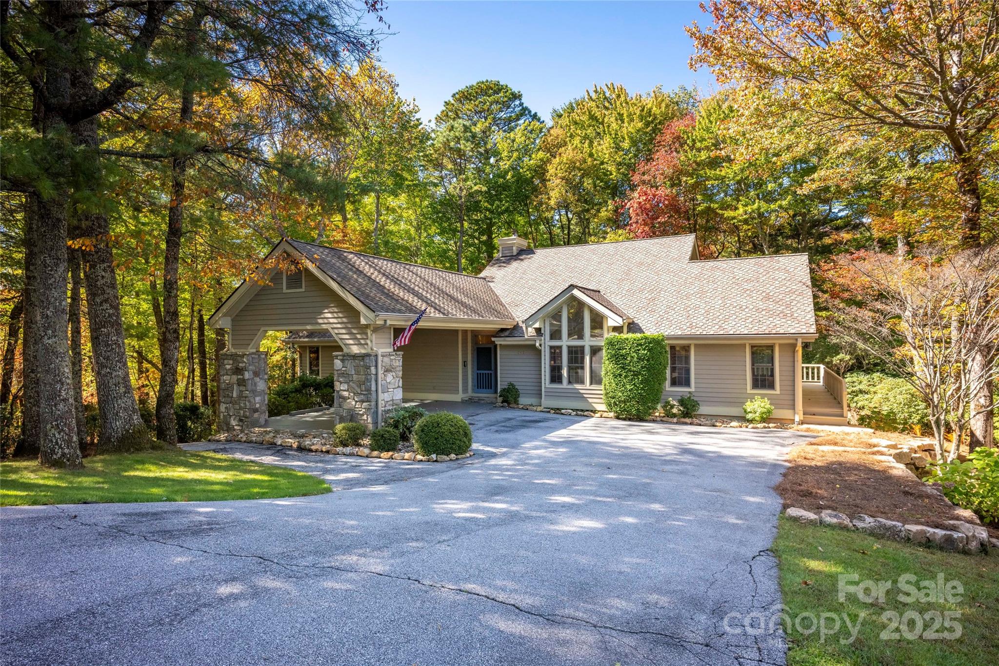 Lake Toxaway Estates - Residential