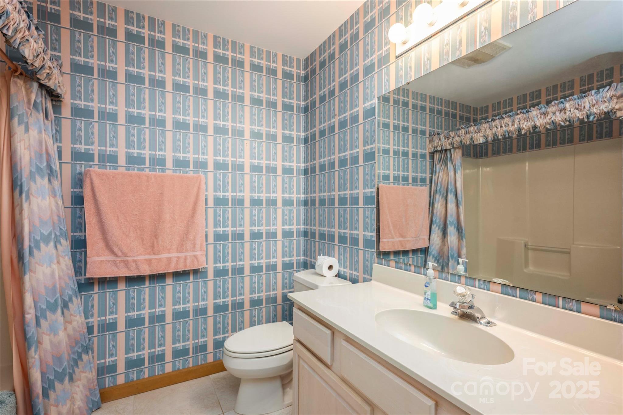 Lake Toxaway Estates - Residential