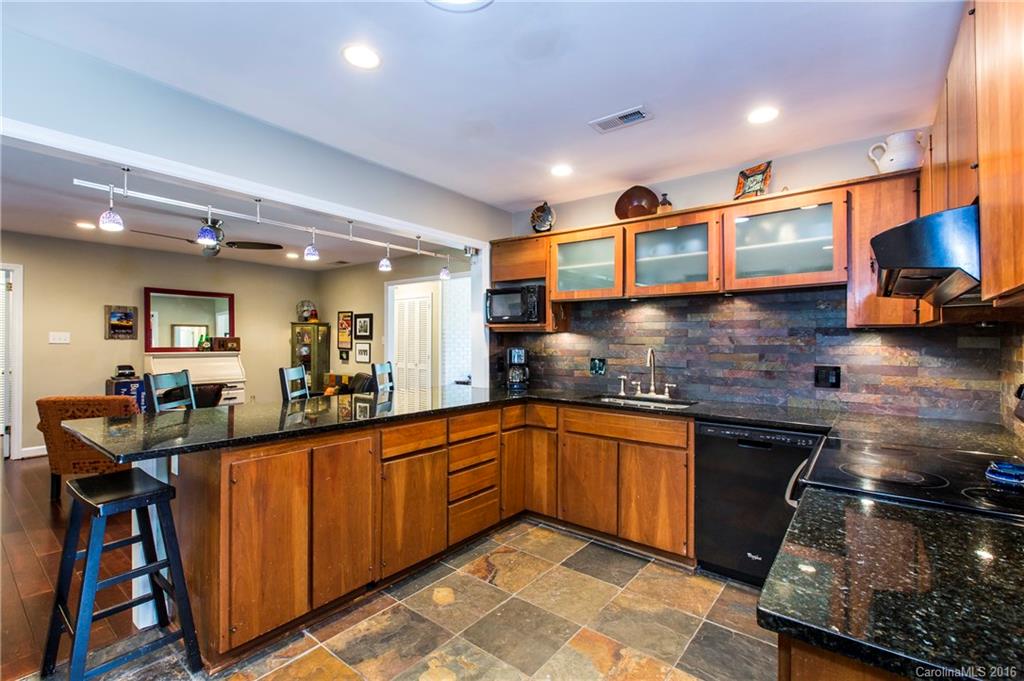 Lansdowne - Residential